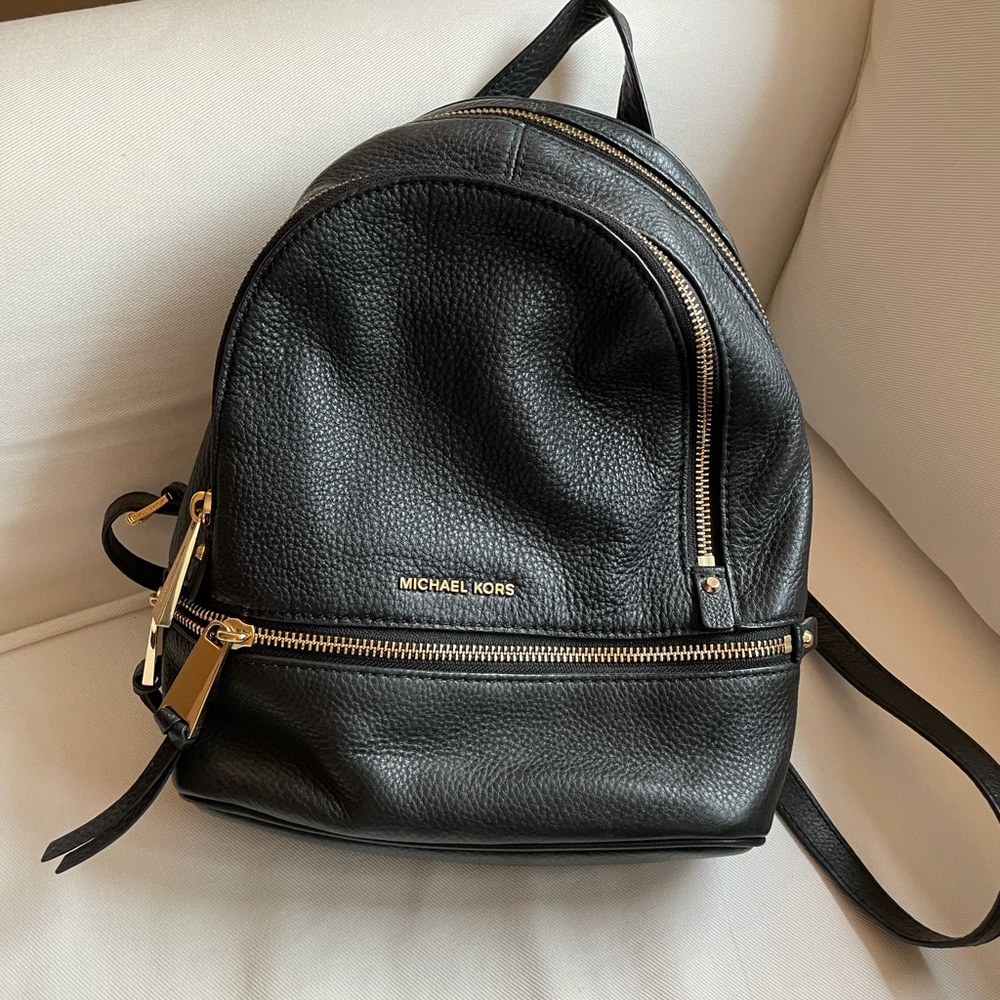 Beautiful Michael Kors bag/backpack